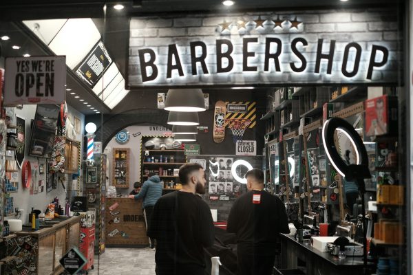 Top Barbershops Men’s Salon in Dubai: Discover House of Cuts